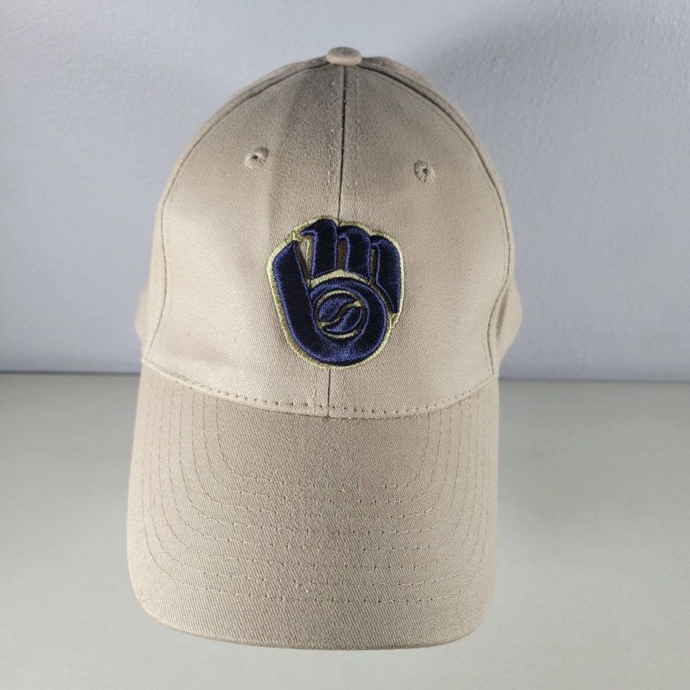Milwaukee Brewers Baseball Hat Retro Logo - Tan with Roadrunner Strapback